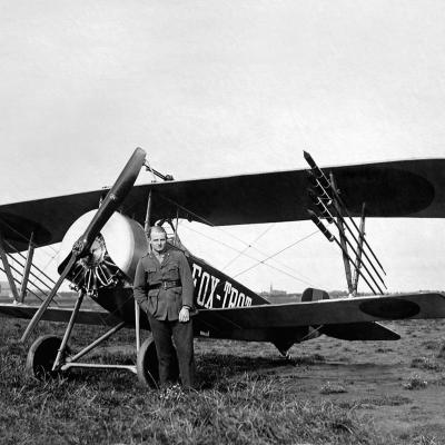 Nieuport 11C1, equipped with rockets against balloons.